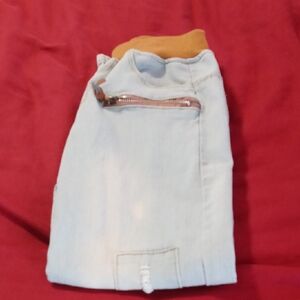 T Tahari Kids Light Blue Jeans with Brown Trim